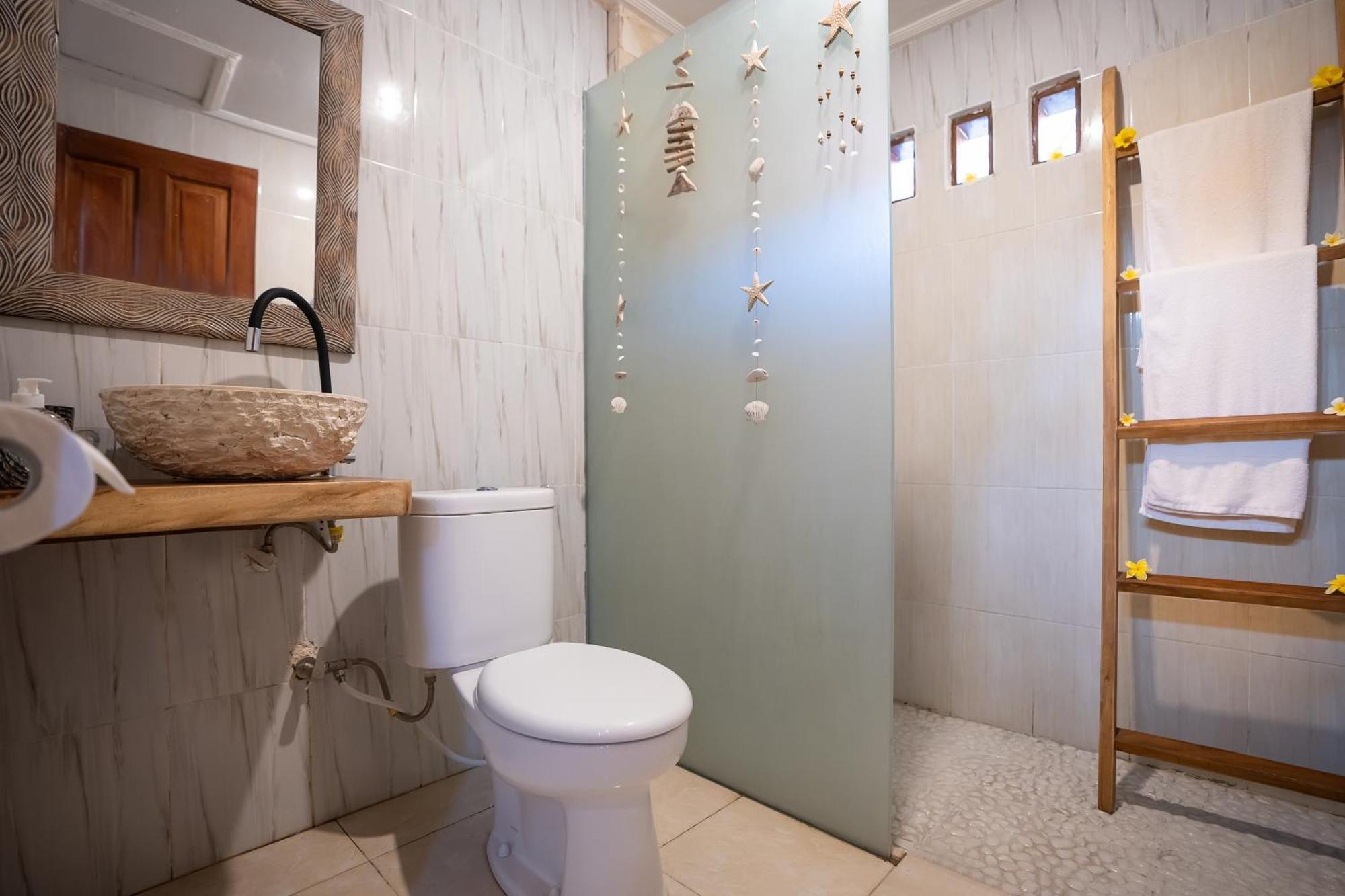 Ganesh Beach Hotel Candidasa Екстериор снимка